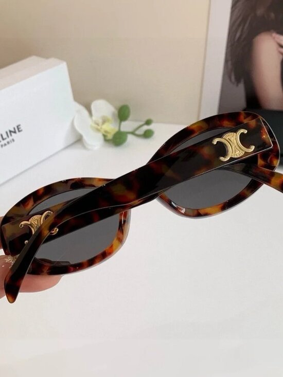 CELINE Tortoiseshell Oval Sunglasses - Brown main image 4